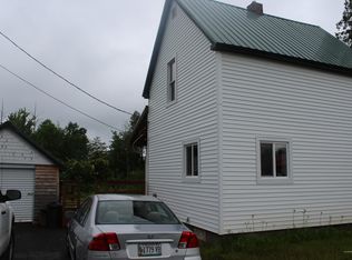 145 Houlton Rd, Island Falls, ME 04747