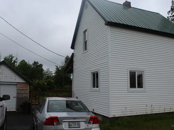 145 Houlton Rd, Island Falls, ME 04747