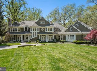 9907 River View Ct, Potomac, MD 20854