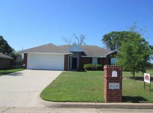 20080 Bluegrass Cir, Flint, TX 75762