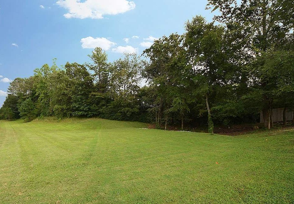 1st image of 0 Huntingdon Trce NE Lot 11