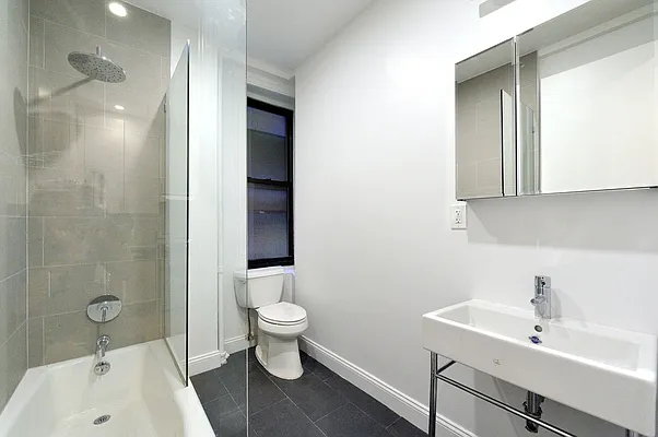 Rented by Owner | media 12