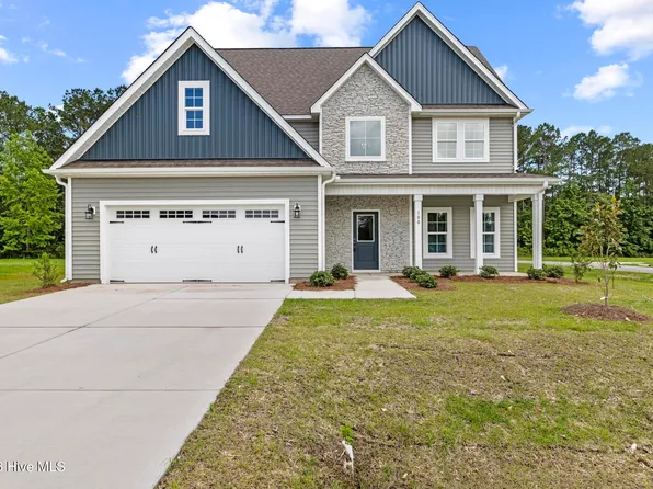 100 Rolling Water Lane, Peletier, NC 28584