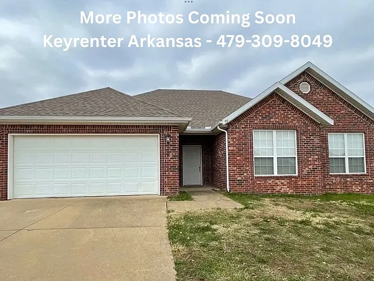 800 SW Summitchase Rd — Photo 1