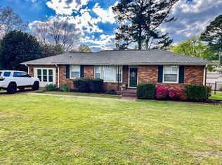 6114 Chadwell Rd SW, Huntsville, AL 35802