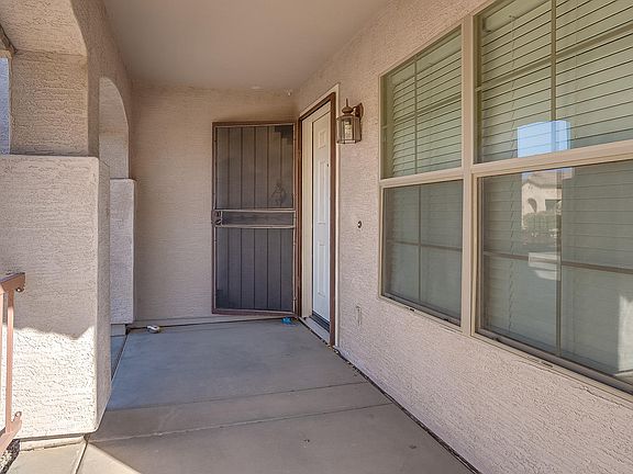5th image of 1185 E Harold Dr