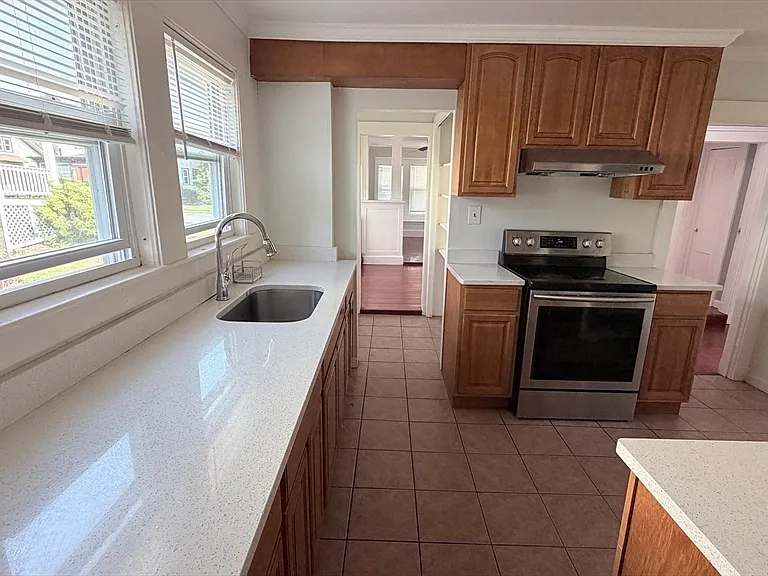 20-22 Edgemere Rd #22 — Photo 9