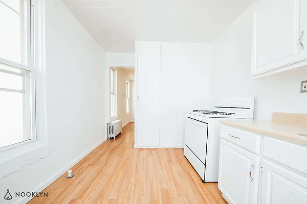 Rented by Nooklyn NYC LLC | media 21