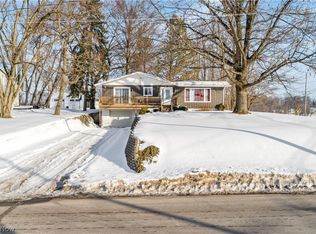 749 Robinson Ave, Akron, OH 44319