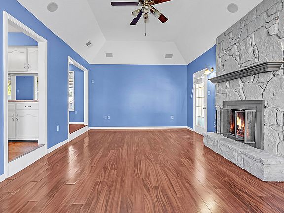 5th image of 6267 Barwick Dr