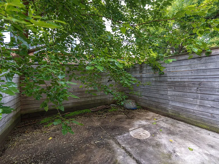 1642 N Marshall Street — Photo 10
