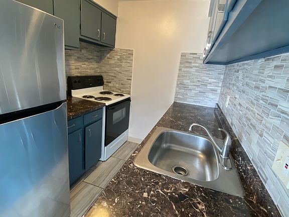 4th image of 14567 Madison Ave APT 501