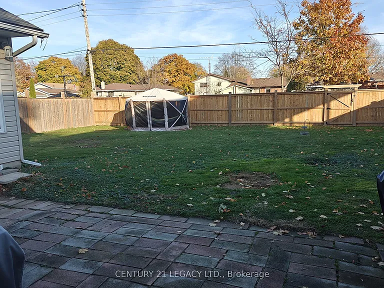 62 Woodelm Dr — Photo 18