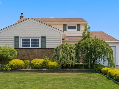 50 Froehlich Farm Road, Hicksville, NY, 11801