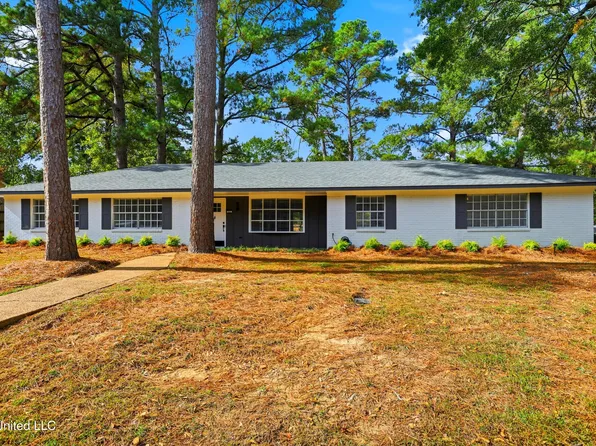 33 Pebble Hill Dr, Brandon, MS 39042
