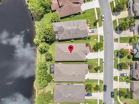 3rd image of 100 WHITE MARSH Drive