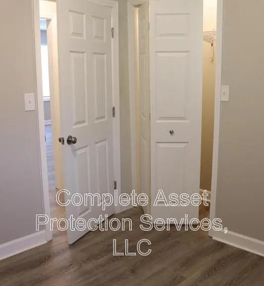 2873 New Hampshire St — Photo 14