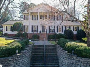 201 E Round Hill Rd, Greenville, SC 29617