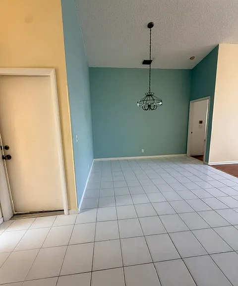 1065 Siena Oaks Cir E — Photo 5