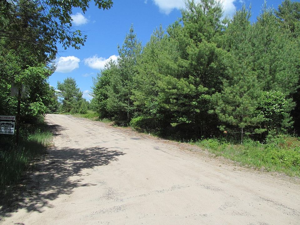 2nd image of Heathfield Park Ln