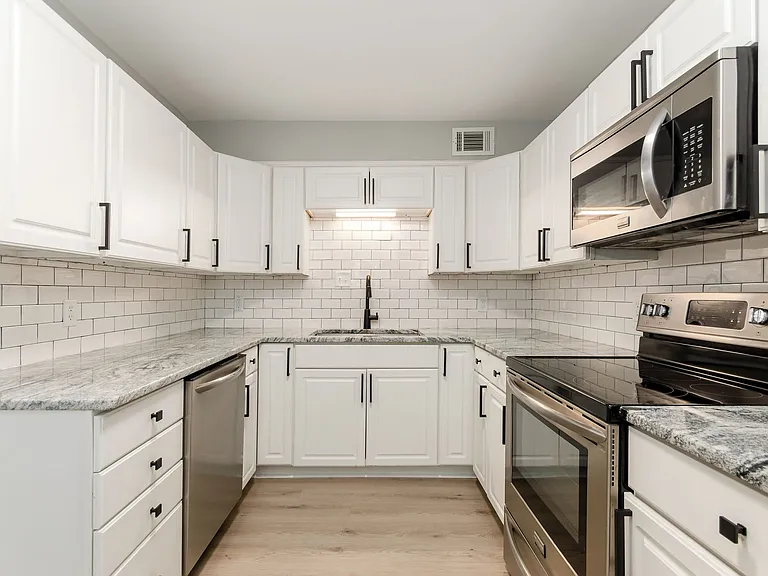2591 Charing Rd #D — Photo 18