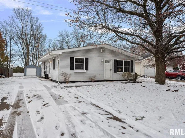 3050 Lakeshire Dr, Springfield, IL 62707