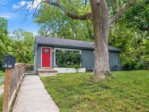 1617 S Scott Ave, Independence, MO 64052