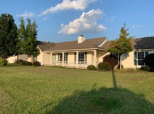 4372 W Whippoorwill Cir, Valdosta, GA 31605