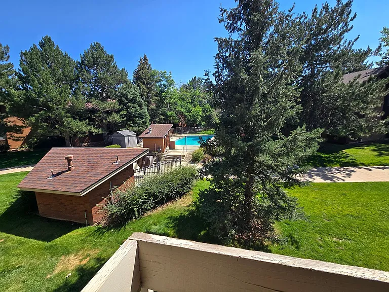 595 Manhattan Dr #203 — Photo 31