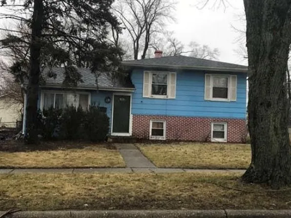 1777 Linden Ave, Hanover Park, IL 60133