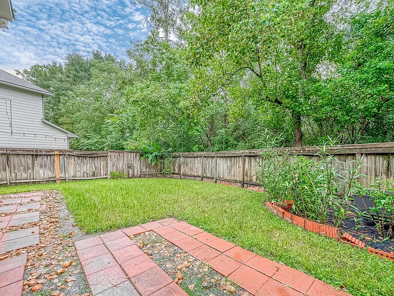 22 Stone Arrow Pl — Photo 41