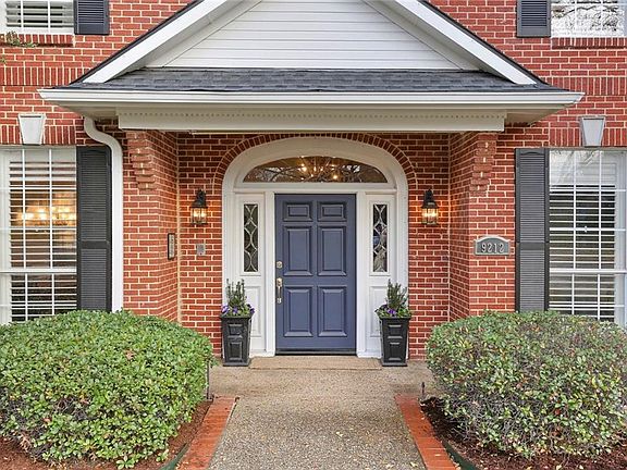 4th image of 9212 Mill Hollow Dr
