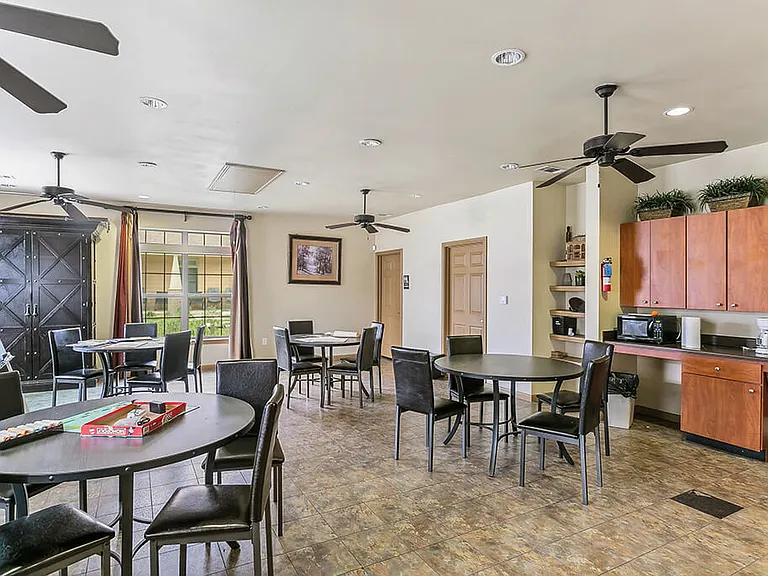 Sterling Green Village & Sheldon Ranch Apartments — Photo 9