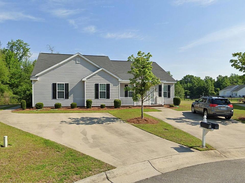 1st image of 107 Welford Pl Unit A & B