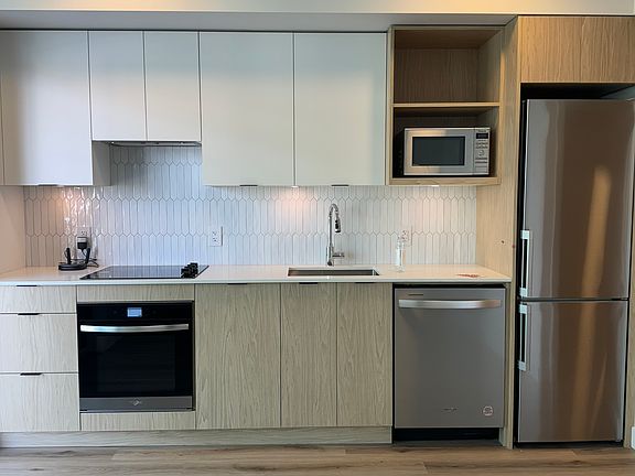 4th image of 1488 Bertram St #711