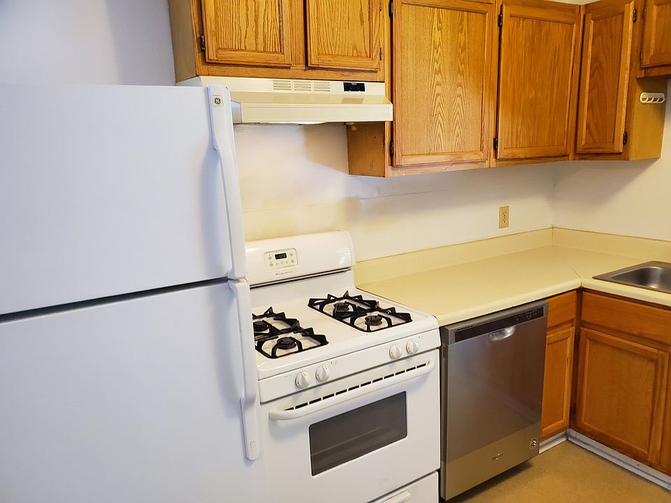 2nd image of 714 Bellemeade Ave NW