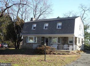 1700 Warwick Ave, Folcroft, PA 19032