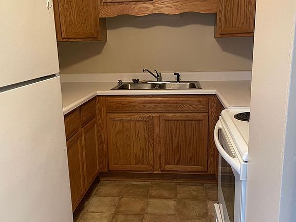 3rd image of 3831 N 56th St #3835