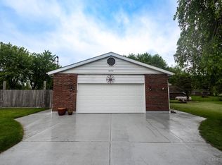 8634 Cheshire Ct, Franklin, OH 45005