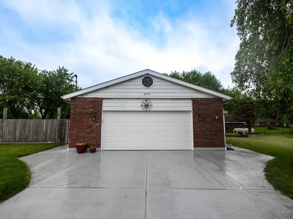 8634 Cheshire Ct, Franklin, OH 45005