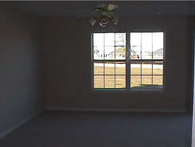 304 Crooked Pine Trl — Photo 3