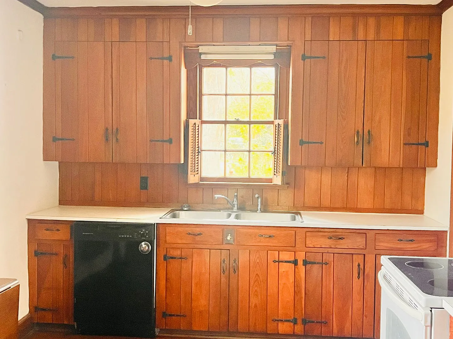 Charming 2 Bedroom 1 Bath in Wales Garden — Photo 4