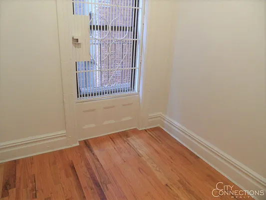 Rented by City Connections Realty | media 14