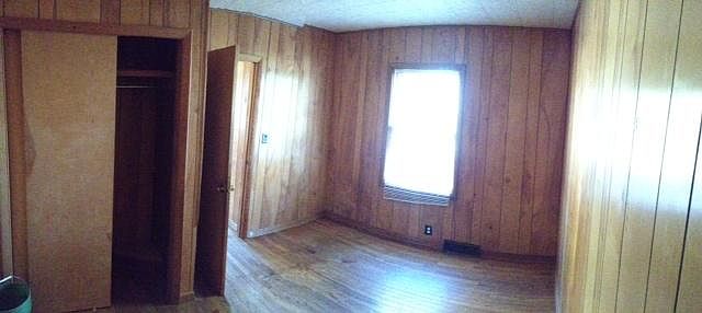 2nd image of 3725 Sturdevant St
