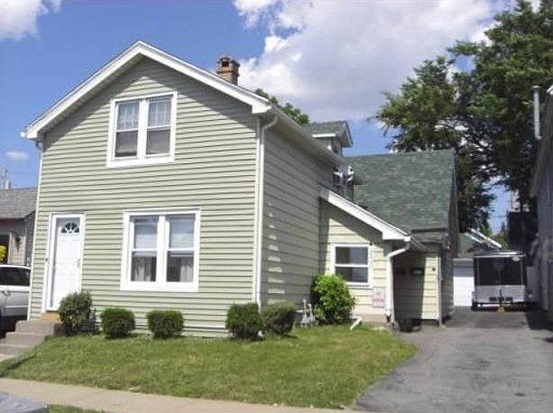 2nd image of 2009 Niagara St
