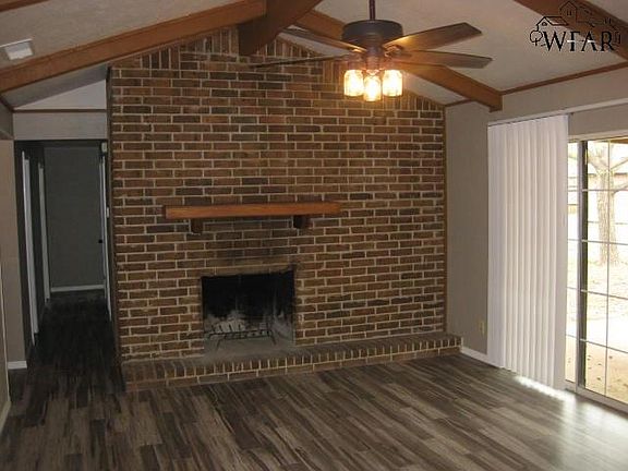 2nd image of 11 Lackland Cir