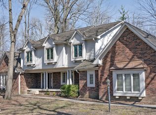 5214 Woodfield Dr, Carmel, IN