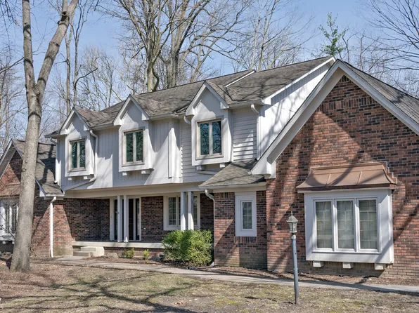 5214 Woodfield Dr, Carmel, IN 46033