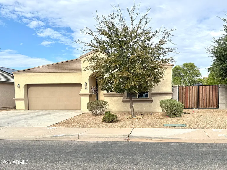 1848 N Loretta Pl — Photo 1