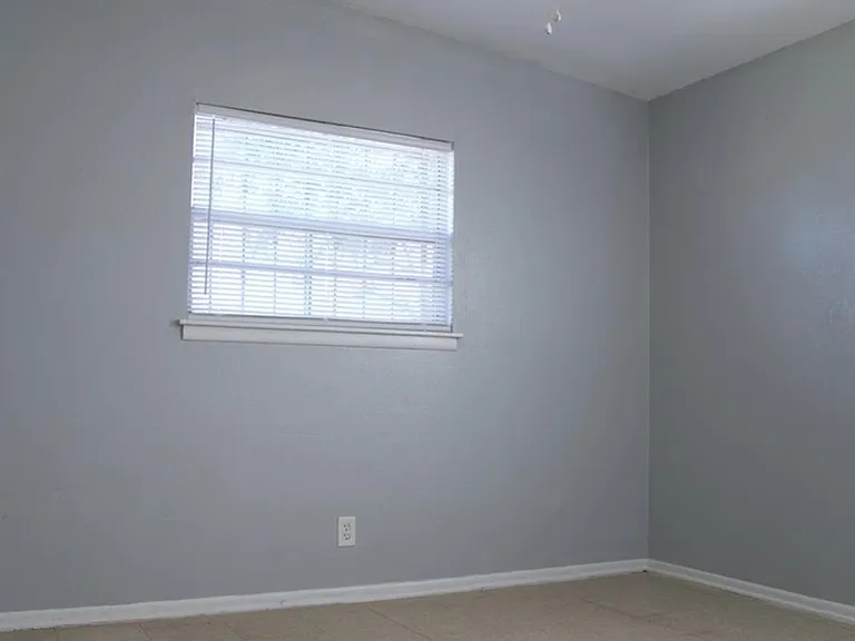 211 Westoak Rd #2 — Photo 8
